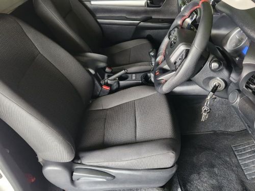 Toyota Hilux 2.4 Gd-6 RB SRX P/U S/C in Namibia