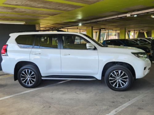 Toyota Prado 2.8 GD6 VX 4x4 A/T in Namibia