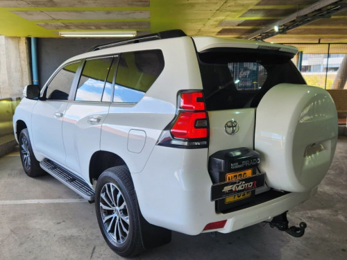 Toyota Prado 2.8 GD6 VX 4x4 A/T in Namibia