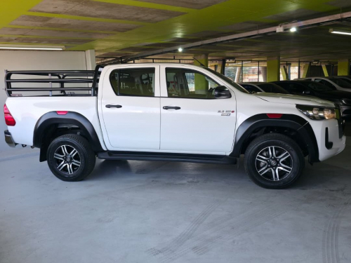 Toyota Hilux 2.4 Gd-6 Raider X 4x4 A/T D/C in Namibia