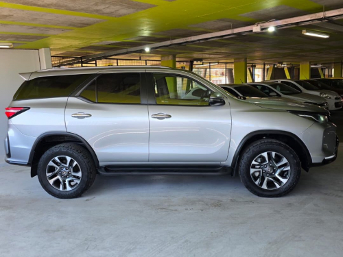 Toyota Fortuner 2.4gd-6 4x4 A/T in Namibia