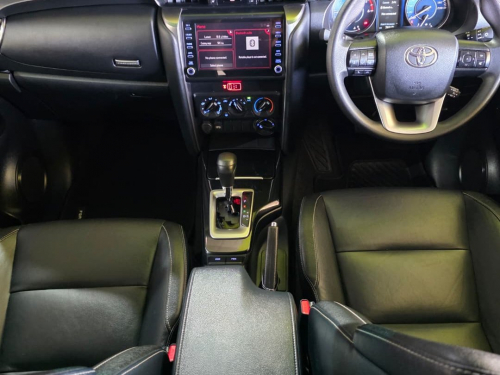 Toyota Fortuner 2.4gd-6 4x4 A/T in Namibia