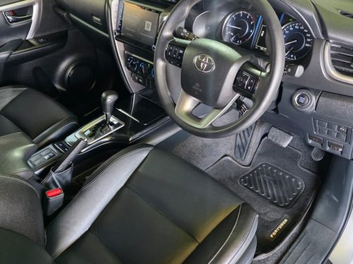Toyota Fortuner 2.4gd-6 4x4 A/T in Namibia