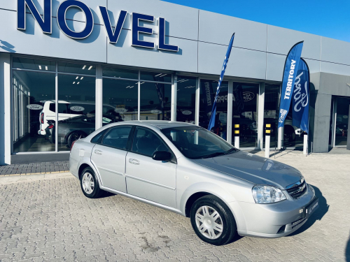 Chevrolet 1.6 Optra sedan in Namibia
