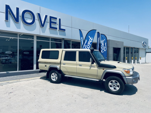 Toyota Land Cruiser LX 4.5D V8 4x4  D/CAB in Namibia