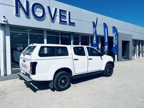 Isuzu D-Max 2.5 TDCi HR 4x2 D/CAB in Namibia