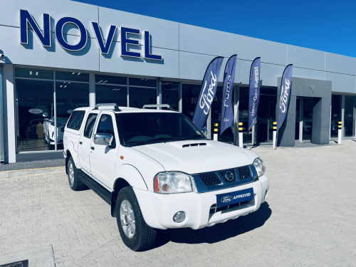 Nissan NP300 2.5 TDCi Hardbody 4x4 5MT D/CAB in Namibia