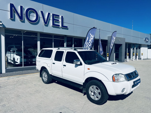 Nissan NP300 2.5 TDCi Hardbody 4x4 5MT D/CAB in Namibia