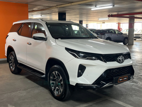 Toyota Fortuner 2.4gd-6 4x4 Auto in Namibia
