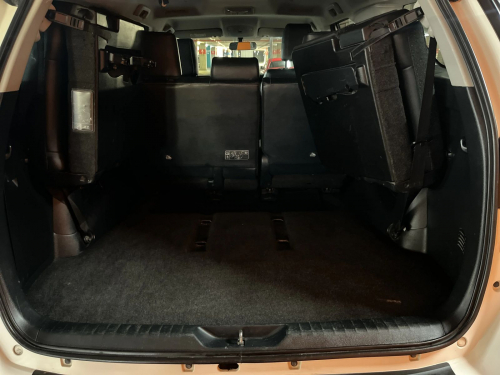 Toyota Fortuner 2.4gd-6 4x4 Auto in Namibia