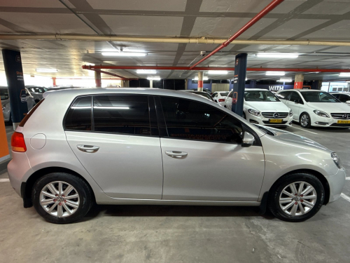 Volkswagen Golf 6 1.6i Trendline in Namibia