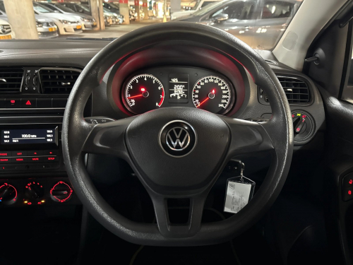 Volkswagen Polo Vivo 1.4 Trendline (5dr) in Namibia