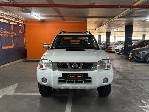 Nissan Hardbody Np300 2.5 TDI 4x4 Hi-Rider Pick Up Double Cab in Namibia