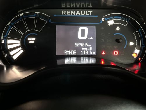 Renault Kiger 1.0T ZEN in Namibia