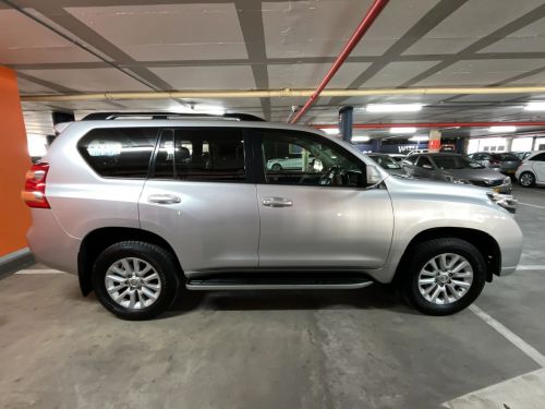 Toyota Prado VX 4.0 V6 Auto in Namibia