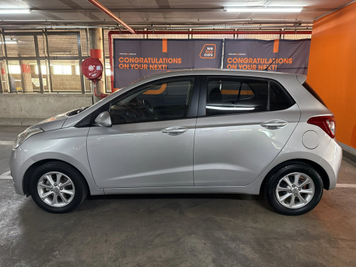 Hyundai Hyundai i10 Grand I10 1.25 Fluid Auto in Namibia