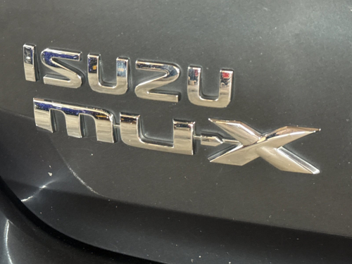 Isuzu MU-X 3.0d LS 4x4 Auto in Namibia