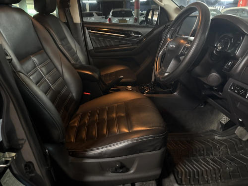 Isuzu MU-X 3.0d LS 4x4 Auto in Namibia