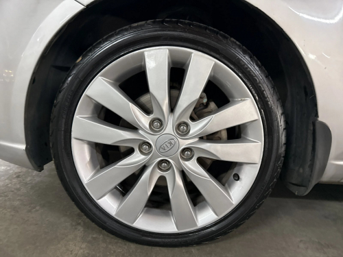 Kia Cerato 2.0 Auto in Namibia