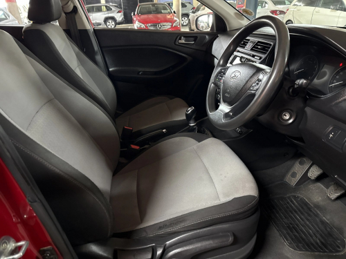 Hyundai i20 1.4 Fluid in Namibia