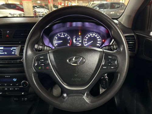 Hyundai i20 1.4 Fluid in Namibia