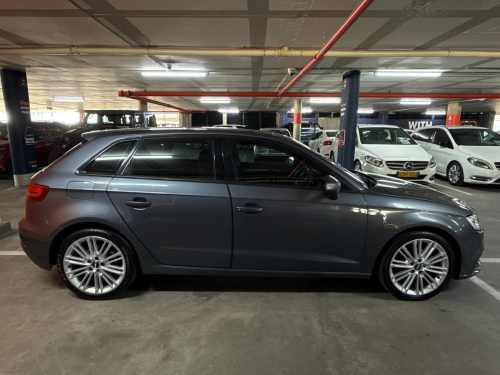 Audi A3 1.4T FSI Stronic (35 TFSI) in Namibia