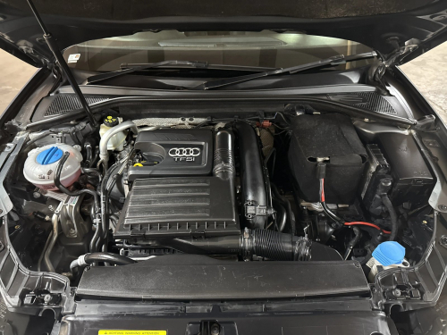 Audi A3 1.4T FSI Stronic (35 TFSI) in Namibia