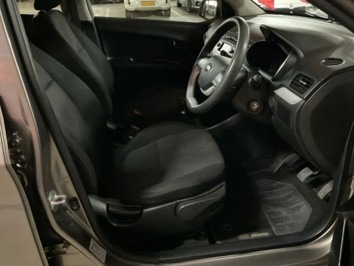 Kia Picanto 1.0 LX in Namibia