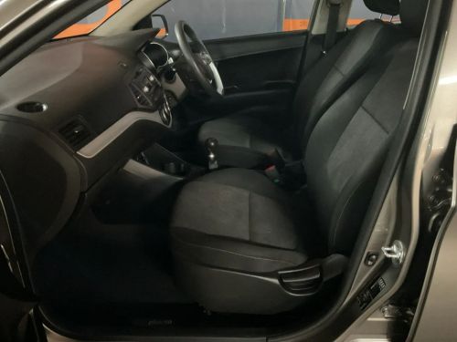 Kia Picanto 1.0 LX in Namibia