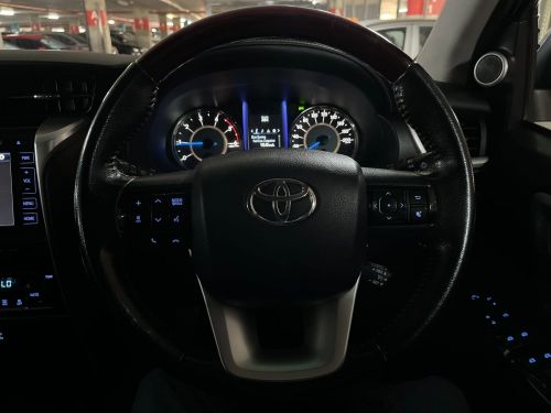 Toyota Fortuner 2.8gd-6 R/B in Namibia
