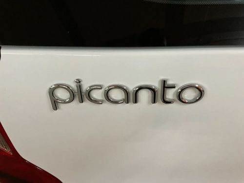 Kia Picanto 1.0 Smart in Namibia