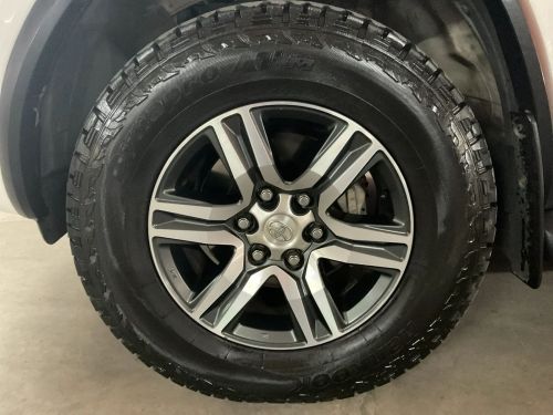 Toyota Fortuner 2.8gd-6 R/B Auto in Namibia
