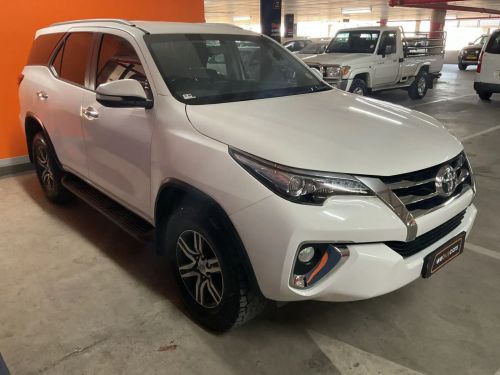 Toyota Fortuner 2.8gd-6 R/B Auto in Namibia
