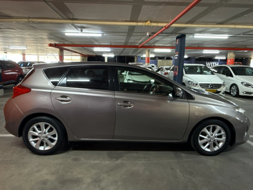 Toyota Auris 1.6 XR in Namibia