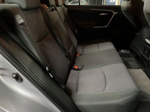 Toyota RAV 4 2.0 GX CVT in Namibia