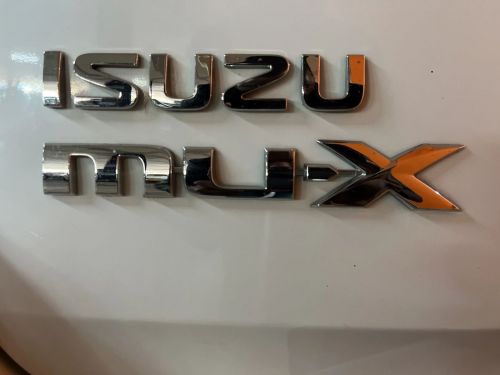 Isuzu MU-X 3.0d 4x4 Auto in Namibia
