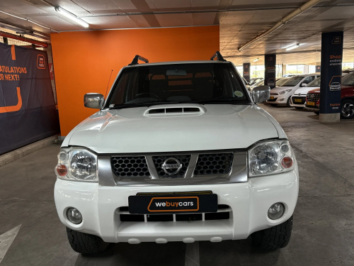 Nissan Hardbody Np300 2.5 TDI 4x4 Hi-Rider Pick Up Double Cab in Namibia