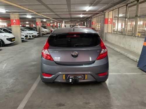Hyundai Accent 1.6 Fluid 5-Door in Namibia