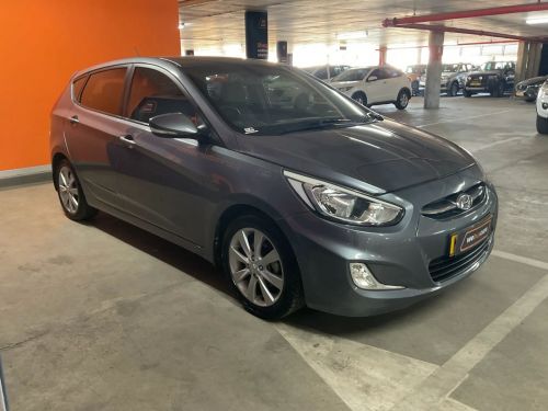 Hyundai Accent 1.6 Fluid 5-Door in Namibia