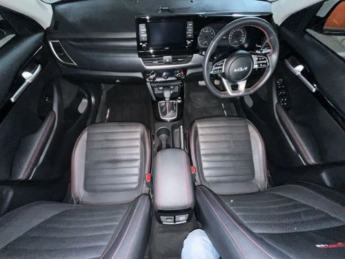 Kia Seltos 1.4T DCT Gt-Line in Namibia