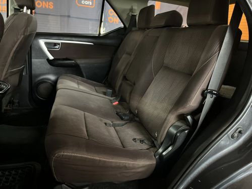Toyota Fortuner 2.4gd-6 R/B Auto in Namibia