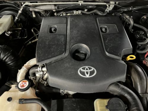 Toyota Fortuner 2.4gd-6 R/B Auto in Namibia