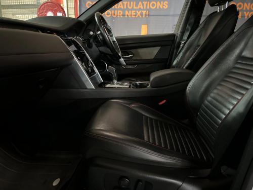 Land Rover Discovery Sport 2.0d HSE R-Dynamic (D180) in Namibia