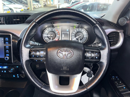 Toyota Hilux 2.8 Gd-6 Raider 4x4 Auto Pick Up Double Cab in Namibia