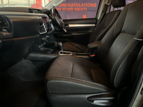 Toyota Hilux 2.8 Gd-6 Raider 4x4 Auto Pick Up Double Cab in Namibia