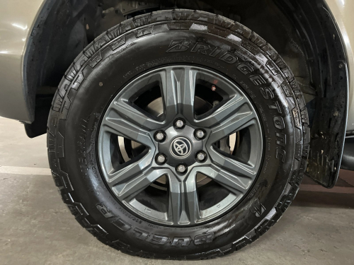 Toyota Hilux 2.8 Gd-6 Raider 4x4 Auto Pick Up Double Cab in Namibia