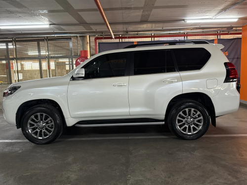 Toyota Prado Vx-L 3.0d Auto in Namibia