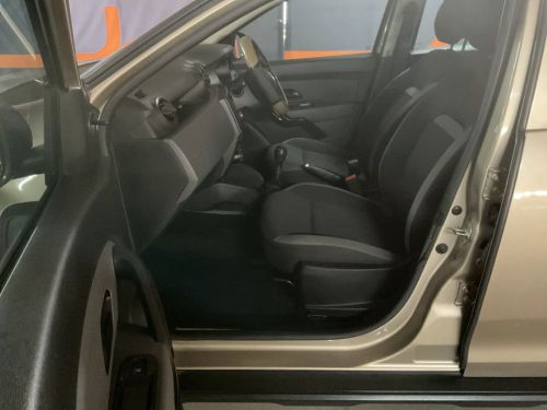 Renault Duster 1.6 Expression in Namibia