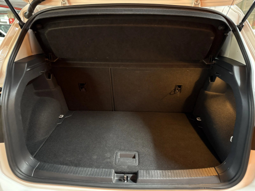 Volkswagen T-Cross 1.0 TSI Comfortline in Namibia