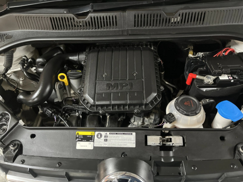Volkswagen UP Move UP! 1.0 5-Door in Namibia